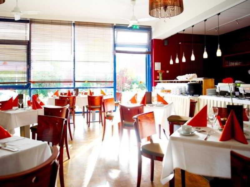 Hotel Inndependence Mainz Restoran fotoğraf